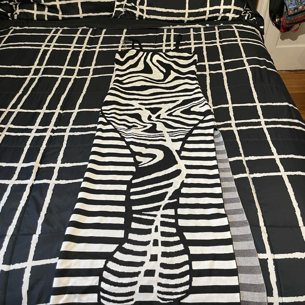 Black and White Abstract Dress
